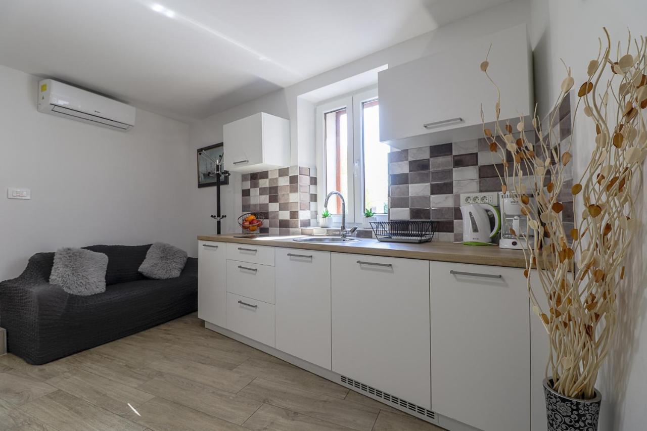 Apartman Juraj I Matej Vrsar Eksteriør billede